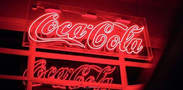 La embotelladora de Coca-Cola invertir谩 1.643 millones de d贸lares en China en la pr贸xima d茅cada - Revista PLUS