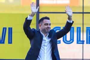 Versus / Xavi renovó con el Barcelona hasta el año 2025