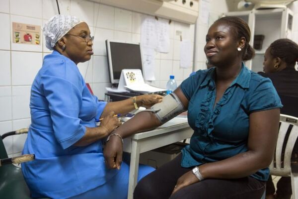 ¿Por qué Estados Unidos moderniza el sistema de salud de Nigeria?