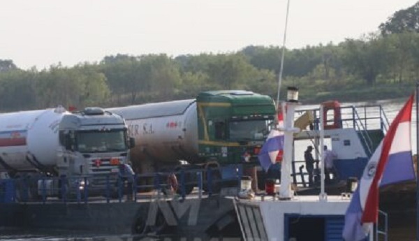En total, 16 camiones liberados por Argentina, pero otros más están en tránsito - Noticiero Paraguay