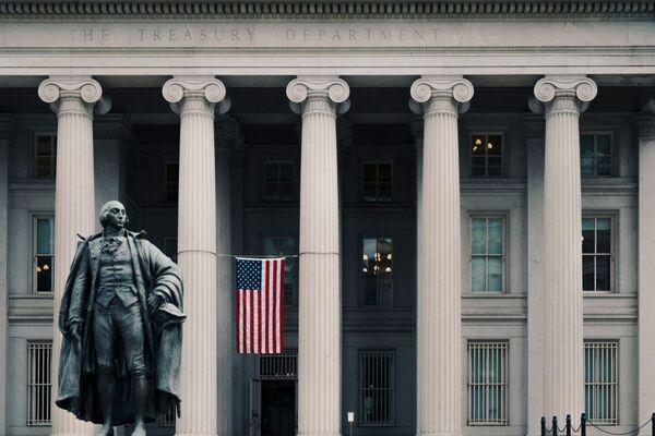 El mercado de valores estadounidense cierra una semana turbulenta a la baja - MarketData