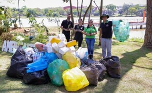 Navidad Sustentable 2.0: colectaron 100 kilos de botellas