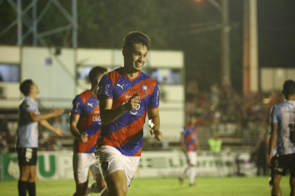 Fecha 12: Cerro Porteño golea a Guaireña - trece