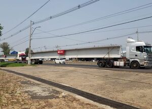 Puente de la Bioceánica: llegaron las primeras vigas prefabricadas | 1000 Noticias