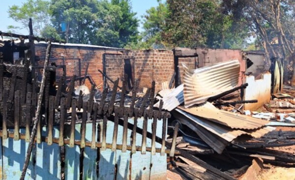 Fuga de gas ocasionó incendio de vivienda en Hernandarias