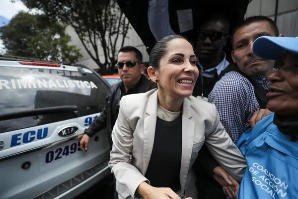 Arranca la campaña del balotaje entre correísta González y el empresario Noboa en Ecaudor - Mundo - ABC Color