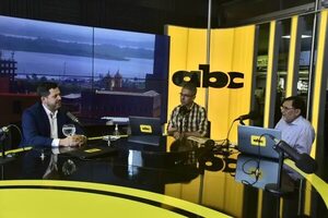 Latorre se desmarca sobre vínculo del diputado Lalo Gómez con supuesto narcotraficante - Política - ABC Color