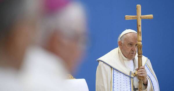 La Nación / El papa, sobre eutanasia: “No se juega con la vida”
