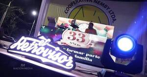 La Nación / ¡La Cooperativa Ñemby celebró su 33° aniversario al ritmo del Retrovisor Express!