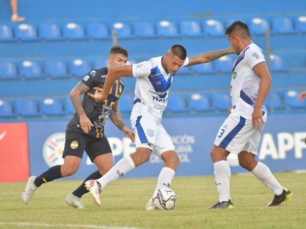 Ameliano y Trinidense por escalar en la tabla | 1000 Noticias