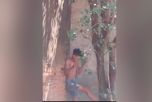 Lo encuentran dormido sobre el techo de una casa, sospechan que quiso robar