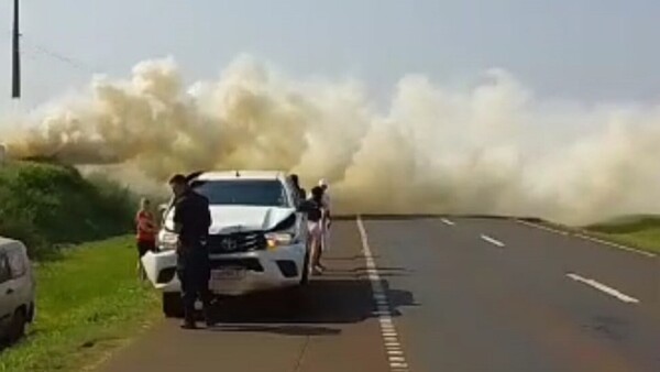 Humareda causa choque de nueve vehículos en Caaguazú