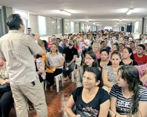 Superpoblación en Essap: anuncian censo de funcionarios y desvinculaciones - Nacionales - ABC Color
