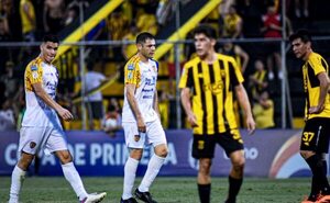 Guaraní hunde más a Luqueño •