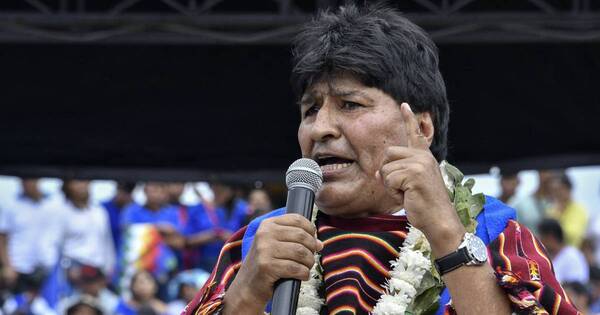 La Nación / Evo se postula para presidente