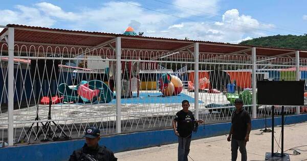 La Nación / Cárcel tenía un zoo y piscinas