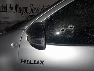 Balean vehículo de intendente en Ñeembucú · Radio Monumental 1080 AM