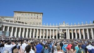 El Papa invita a participar en la Vigilia de oración en preparación al Sínodo - Portal Digital Cáritas Universidad Católica