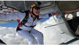 Invitan al salto en paracaídas desde casi 500 metros de altura en Ypacaraí