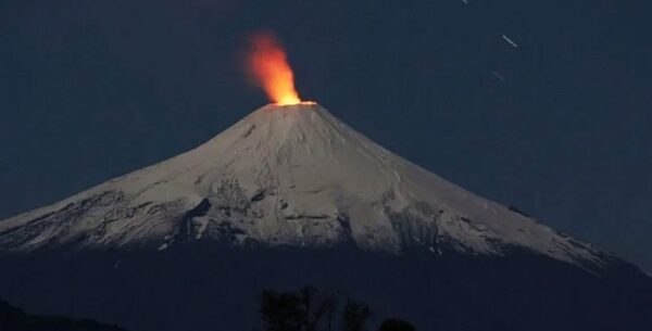 Chile: Elevan a naranja el nivel de alerta por mayor actividad sísmica del volcán Villarica - ADN Digital