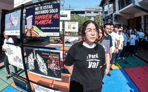En el Día Mundial del Pulmón, alumnos presentan la muestra «Respira futuro ani nde výro»