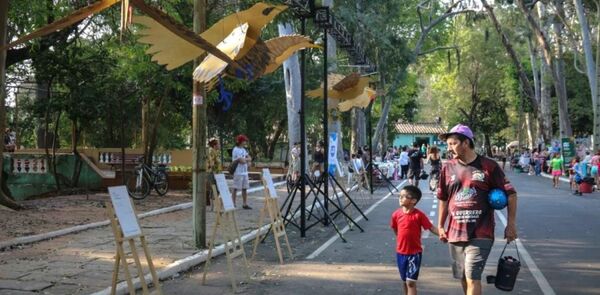 La Aecid lanz贸 "Land Art" con el objetivo de reavivar el parque Caballero de Asunci贸n a trav茅s del arte callejero - Revista PLUS