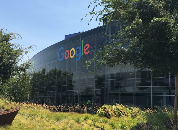 Google suprimir谩 medio centenar de puestos de trabajo en su centro de desarrollo en Z煤rich - Revista PLUS