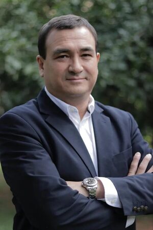 Amilcar Ferreira: “Espero que no le estén vendiendo espejitos al presidente de Petropar” - Economía - ABC Color