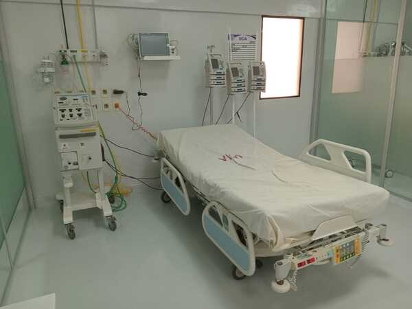 Hospital de Clínicas: Celebran ampliaciones de la Unidad de Cuidados Intensivos Adultos » San Lorenzo PY
