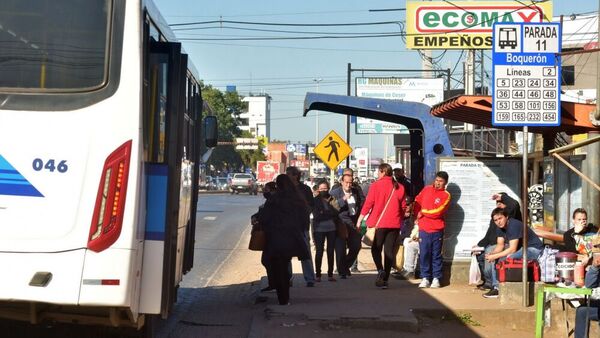 Ciudadanía exige solución a la escasez de transporte público - Portal Digital Cáritas Universidad Católica