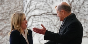 Meloni recrimina a Scholz aparente ayuda a ONG’s que envían migrantes a Italia | 1000 Noticias