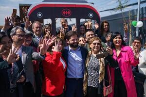 Chile inaugura nuevo tramo de 4 kilómetros de la línea 3 del metro de Santiago - MarketData