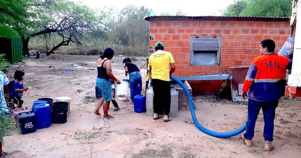 La Nación / Envían 290 mil litros de agua a Irala Fernández