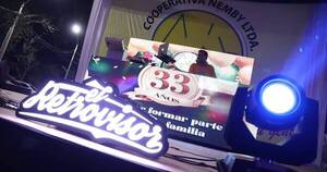 La Nación / El Retrovisor Express animó aniversario de cooperativa