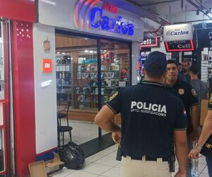 Allanan dos locales comerciales en busca de celulares robados en asalto a transportadora – Diario TNPRESS