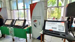 Ponen a disposición de abogados máquinas de votación - Judiciales.net