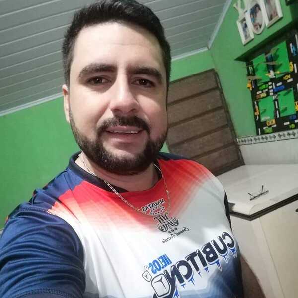 Diario HOY | Joven es asesinado durante un robo en su domicilio