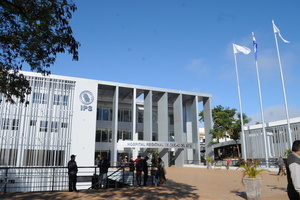 Cambios en la dirección zonal y en el Hospital Regional del IPS - La Clave