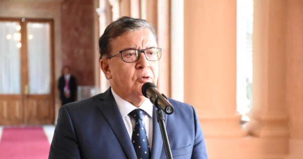 Nicanor desafía a Alliana a desmentir el bloqueo de fondos en Yacyretá que reveló LPO