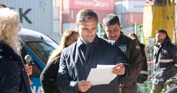 Argentina retiene 20 camiones en la frontera con Paraguay por irregularidades y Capagas dice que es en venganza por Yacyretá