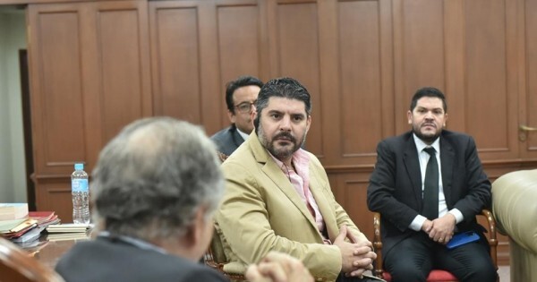 Nenecho logra más presupuesto para el Abasto y EBA, pero la oposición dice que es para contratar operadores políticos