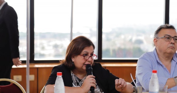 La oposición carga contra el paquete de Santi para ordenar las finanzas de la era Abdo