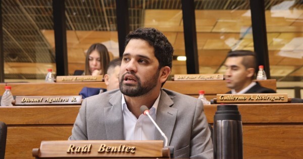 El cartismo cede y Diputados pide a Santi que cree una comisión bicameral para Itaipú con presencia opositora