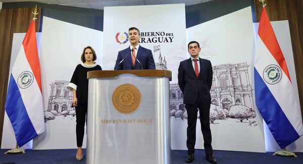 Peña afirma que disminución del contrabando favoreció a las ventas en el sector privado - MarketData