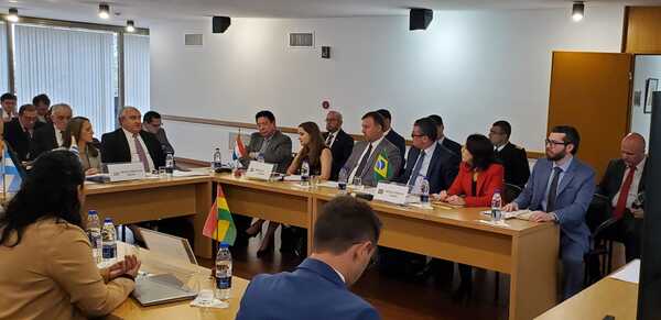Diario HOY | Sin avance en el conflicto de la hidrovía: Argentina no cede y se mantiene en su postura