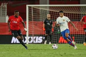 Versus / Barcelona tropieza en Mallorca