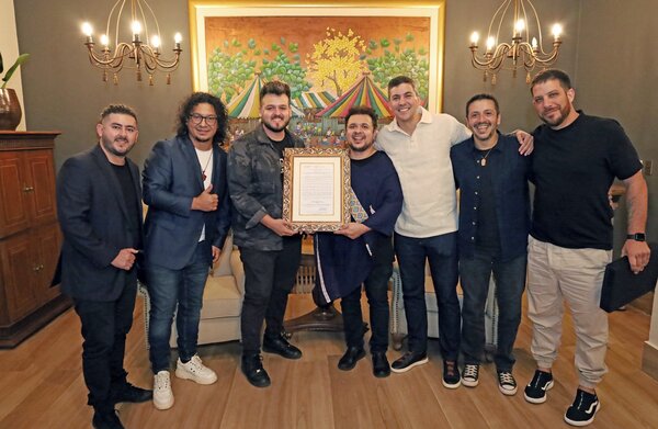 ¡Tierra Adentro recibe reconocimiento por su nominación al Latin Grammy! - trece