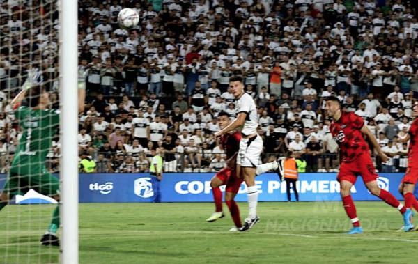 Versus / Libertad vs. Olimpia: Un clásico para marcar tendencia
