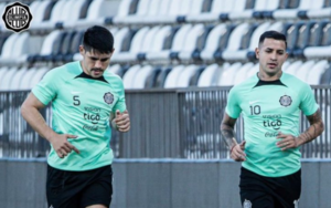 Versus / Olimpia visita Tuyucuá sin Derlis ni Bruera, pero con Saúl Salcedo 