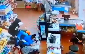 Roban más de G. 4 millones y celulares durante violento asalto a supermercado - La Clave